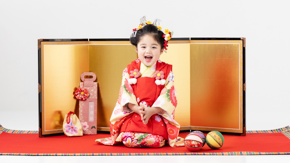 京都市 写真館 フォトスタジオ 七五三 前撮り キャンペーン 3歳 女の子 着物 レンタル ケアメイク スタジオクレアーレ 