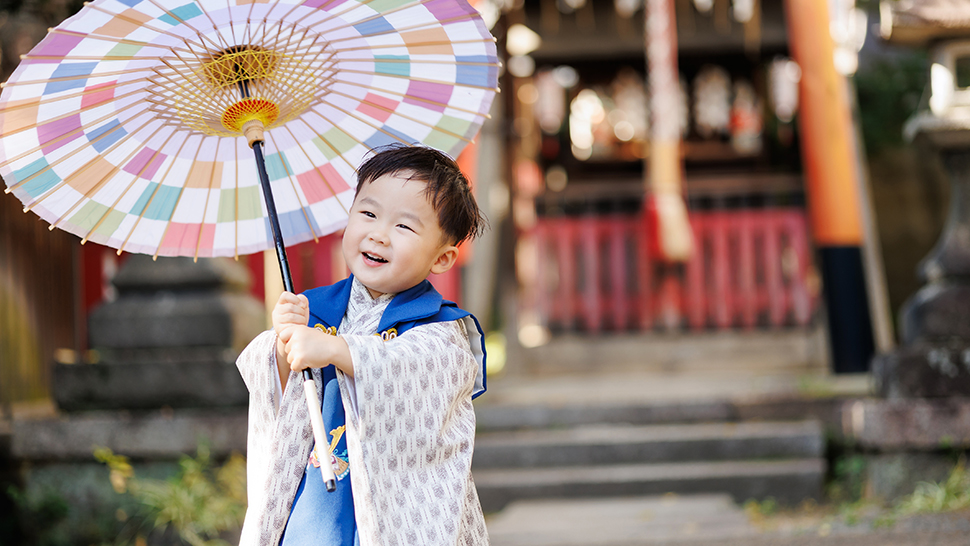 京都市 写真館 フォトスタジオ 七五三 前撮り キャンペーン 3歳 男の子 着物 レンタル へアメイク 神社 ロケーション撮影 ロケーションフォト スタジオクレアーレ