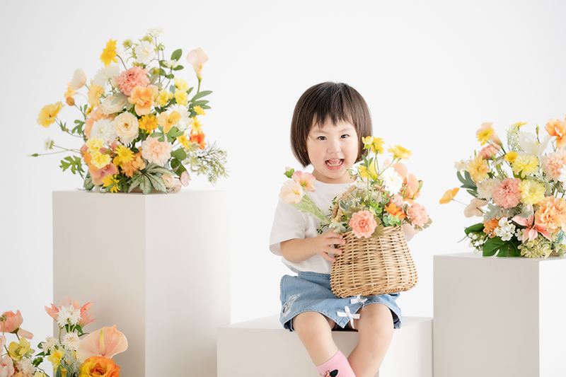 京都市 写真館 フォトスタジオ バースデーフォト 誕生日 家族写真 花 スタジオクレアーレ