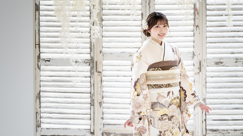 京都市 上京区 写真館 フォトスタジオ 成人式 振袖 ママ振 レンタル 着付け ヘアメイク 写真  前撮り スタジオクレアーレ