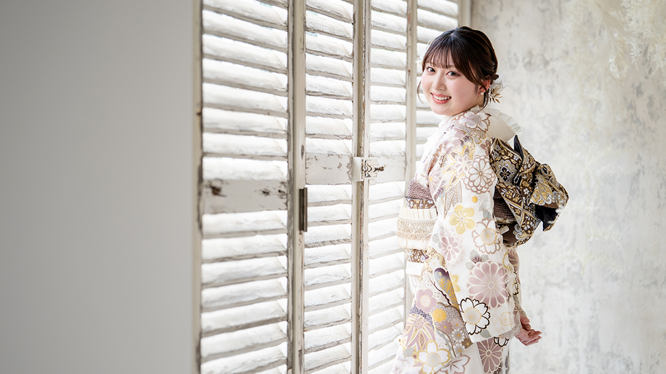 京都市 上京区 写真館 フォトスタジオ 成人式 振袖 ママ振 レンタル 着付け ヘアメイク 写真  前撮り スタジオクレアーレ
