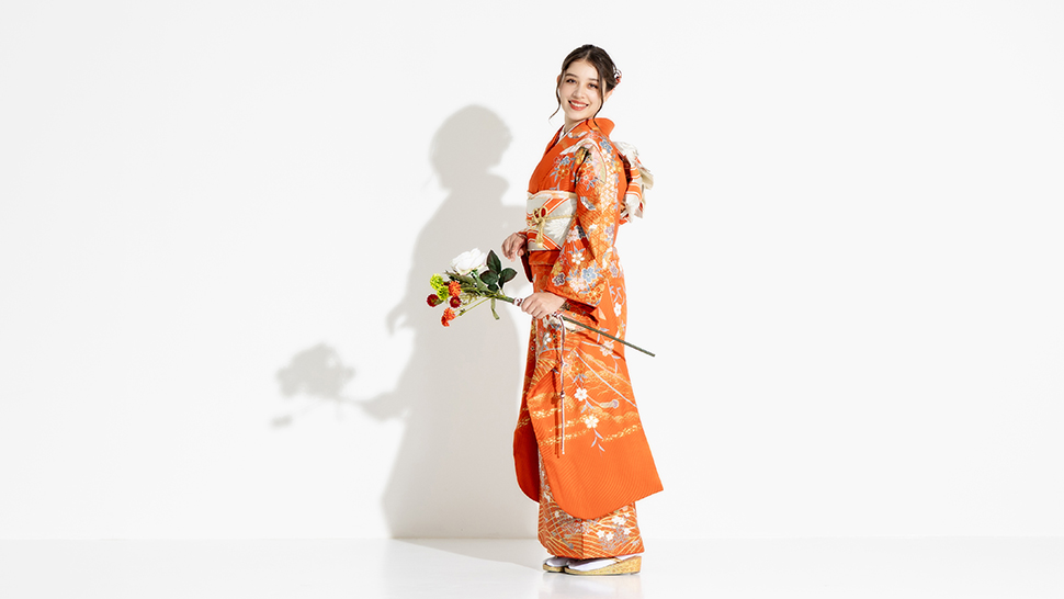 京都市 写真館 スタジオクレアーレ 成人式 写真 斜めポーズ 振袖 スタイルアップ 前撮り